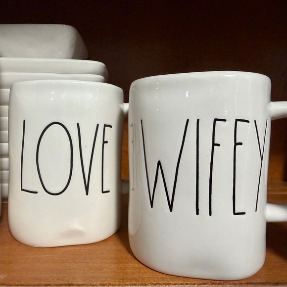 Love and Wifey Rae Dunn Mug Set - Picture 1 of 1